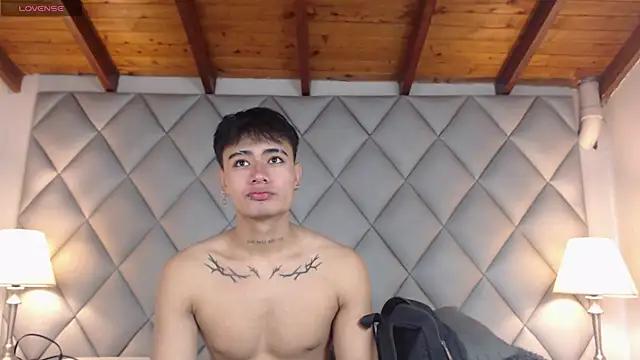 Snapshot of Clement_Reyes chatting on 3, 10, 2025 Clement Reyes online show from 3, 10, 2025