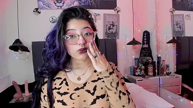 SabrinaV  online show from 9, 5, 2026