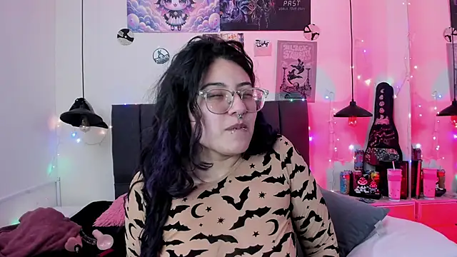 SabrinaV  online show from 19, 5, 2026