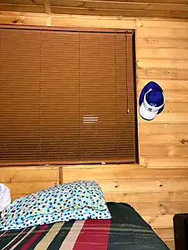 Snapshot of Dani_and_Ander chatting on 16, 10, 2025 Dani and Ander online show from 16, 10, 2025