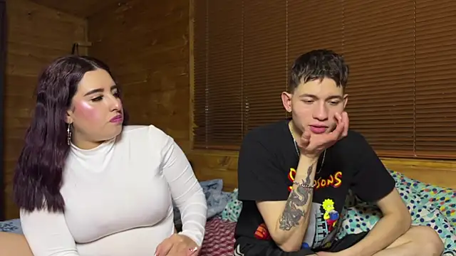 Snapshot of Dani_and_Ander chatting on 22, 10, 2025 Dani and Ander online show from 22, 10, 2025