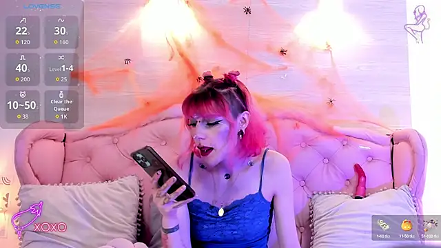 Snapshot of Rossiie_Hunt_ chatting on 4, 10, 2025 Rossiie Hunt online show from 4, 10, 2025