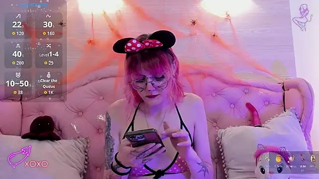 Snapshot of Rossiie_Hunt_ chatting on 15, 10, 2025 Rossiie Hunt online show from 15, 10, 2025