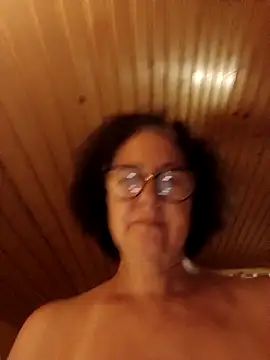 vikimoon11 online show from 21, 9, 2025