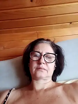 vikimoon11 online show from 25, 9, 2025