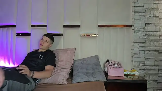 ANLLELOAndANGELA online show from 12, 5, 2026
