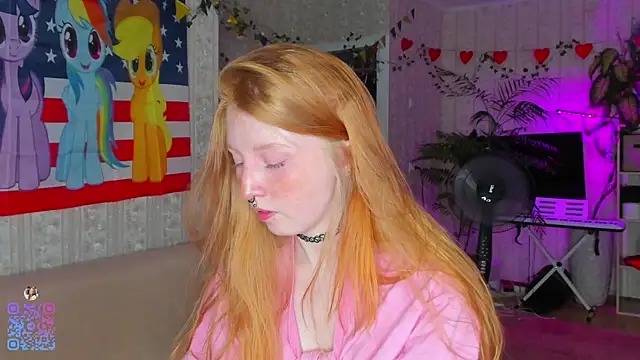 Snapshot of RitaSweety18 chatting on 24, 6, 2026 RitaSweety18 online show from 24, 6, 2026