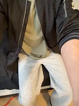 Snapshot of gymratforyouu chatting on 3, 2, 2026 gymratforyouu online show from 3, 2, 2026