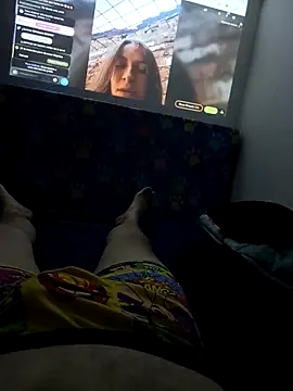 Snapshot of thefollador69 chatting on 29, 10, 2025 thefollador69 online show from 29, 10, 2025