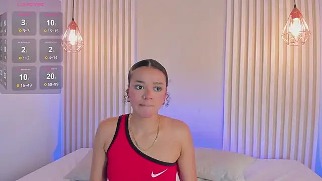 Snapshot of rossvega chatting on 15, 10, 2025 rossvega online show from 15, 10, 2025