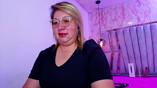 MaylinRosse  online show from 5, 11, 2025