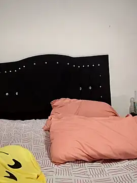 MELISSA ROSSI online show from 6, 2, 2026