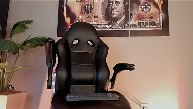 Snapshot of chrizmacgregor chatting on 3, 2, 2026 chrizmacgregor online show from 3, 2, 2026