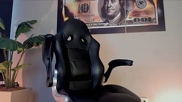 Snapshot of chrizmacgregor chatting on 7, 3, 2026 chrizmacgregor online show from 7, 3, 2026