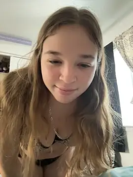 Snapshot of blondefun3818 chatting on 5, 11, 2025 blondefun3818 online show from 5, 11, 2025