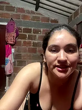 Snapshot of lunasexyhot18 chatting on 18, 9, 2025 lunasexyhot18 online show from 18, 9, 2025
