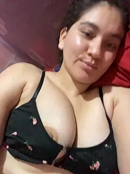 Snapshot of lunasexyhot18 chatting on 20, 9, 2025 lunasexyhot18 online show from 20, 9, 2025