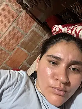 Snapshot of lunasexyhot18 chatting on 4, 10, 2025 lunasexyhot18 online show from 4, 10, 2025