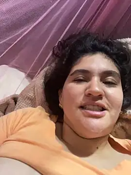 Snapshot of lunasexyhot18 chatting on 18, 10, 2025 lunasexyhot18 online show from 18, 10, 2025