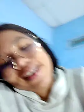 Snapshot of little_onixx chatting on 2, 10, 2025 little onixx online show from 2, 10, 2025