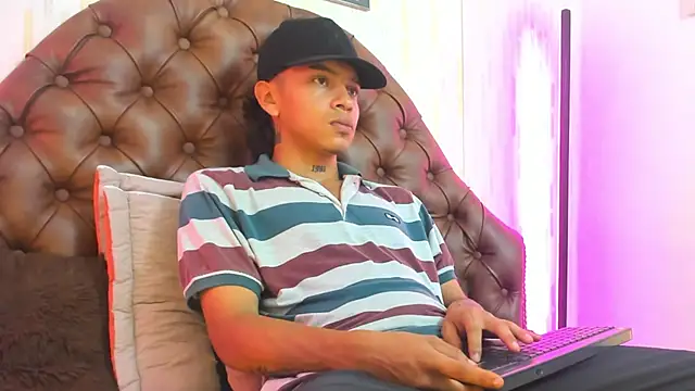 noah blake0 online show from 25, 9, 2025