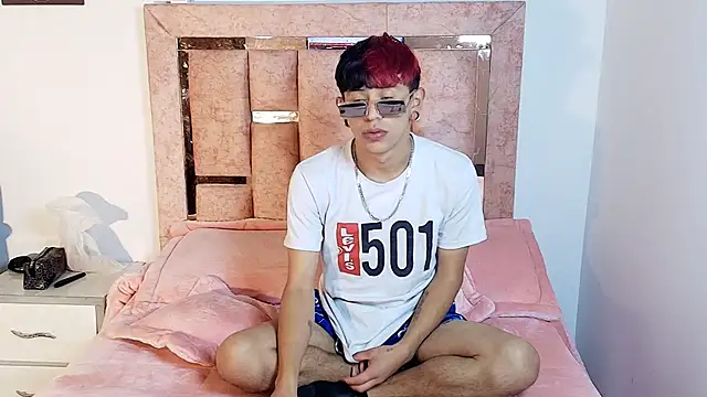 Snapshot of DemianSalvatore chatting on 6, 11, 2025 DemianSalvatore online show from 6, 11, 2025