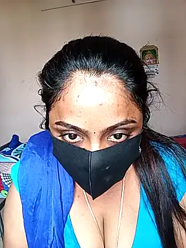 queendivya online show from 10, 5, 2026