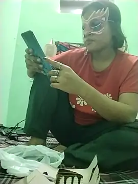 Snapshot of sanaya_3 chatting on 19, 12, 2025 sanaya 3 online show from 19, 12, 2025