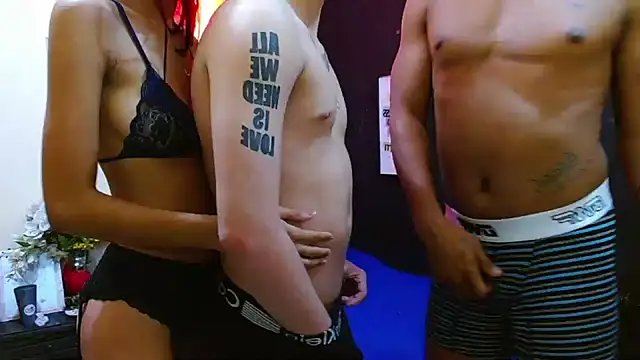 Snapshot of SSEXYY_BITCHH chatting on 8, 10, 2025 SSEXYY BITCHH online show from 8, 10, 2025