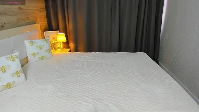 Alisa Glamour online show from 2, 10, 2025