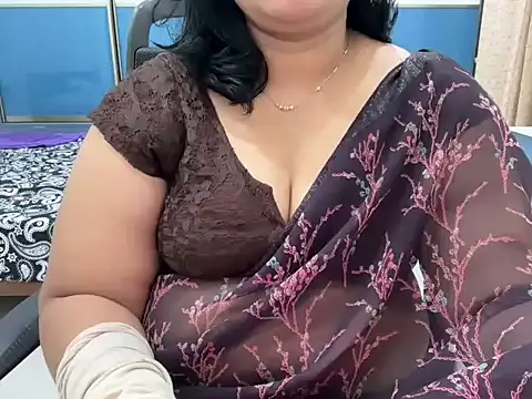 Snapshot of divya-jannu chatting on 29, 11, 2025 divya-jannu online show from 29, 11, 2025