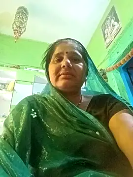 Snapshot of Pooja_singhaniya chatting on 24, 9, 2025 Pooja singhaniya online show from 24, 9, 2025