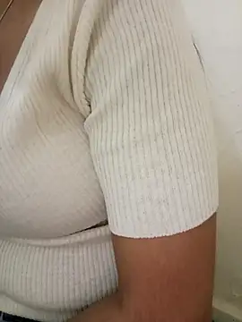 Snapshot of Disha-_00 chatting on 10, 11, 2025 Disha- 00 online show from 10, 11, 2025