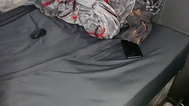 Snapshot of Punkie_Boobs chatting on 6, 10, 2025 Punkie Boobs online show from 6, 10, 2025