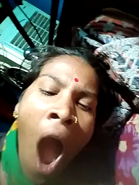 Snapshot of Soya8080 chatting on 8, 10, 2025 Soya8080 online show from 8, 10, 2025