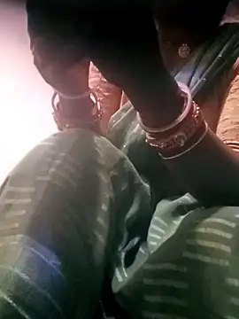 Snapshot of Soya8080 chatting on 1, 11, 2025 Soya8080 online show from 1, 11, 2025