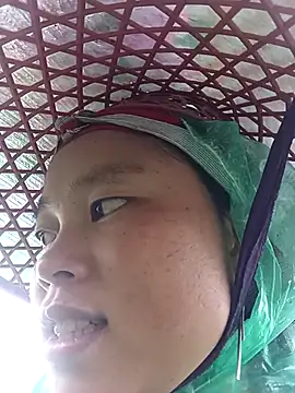 Snapshot of clara-cute chatting on 30, 9, 2025 clara-cute online show from 30, 9, 2025