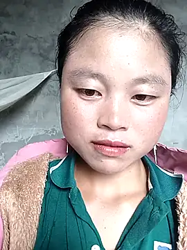 Snapshot of clara-cute chatting on 1, 10, 2025 clara-cute online show from 1, 10, 2025