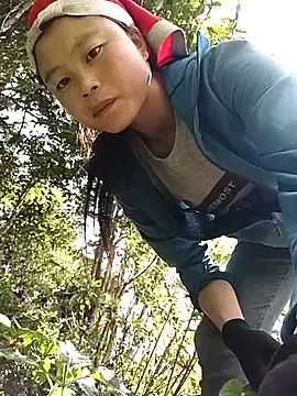 Snapshot of clara-cute chatting on 10, 10, 2025 clara-cute online show from 10, 10, 2025