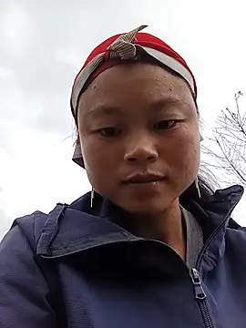 Snapshot of clara-cute chatting on 21, 10, 2025 clara-cute online show from 21, 10, 2025