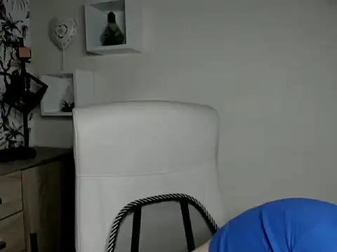 Snapshot of NinaBlond1 chatting on 30, 9, 2025 NinaBlond1 online show from 30, 9, 2025