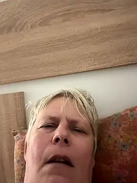 Snapshot of VyC7564 chatting on 30, 10, 2025 VyC7564 online show from 30, 10, 2025