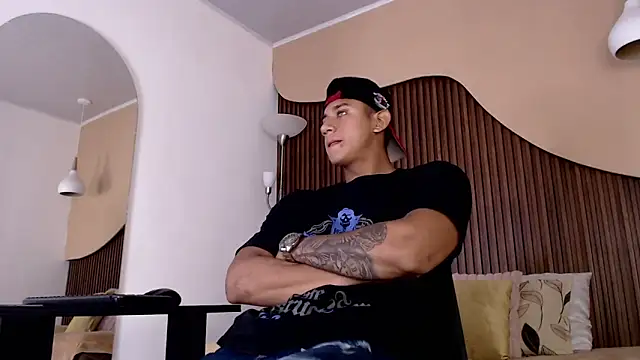 Snapshot of Aiden_steel chatting on 7, 10, 2025 Aiden steel online show from 7, 10, 2025