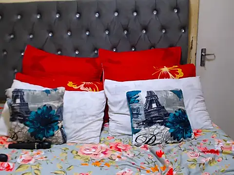 SexyCurves96 online show from 10, 10, 2025