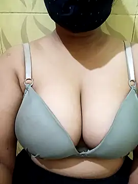 Snapshot of Rupsha707 chatting on 8, 11, 2025 Rupsha707 online show from 8, 11, 2025