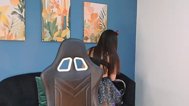 Johanna Angel  online show from 31, 10, 2025