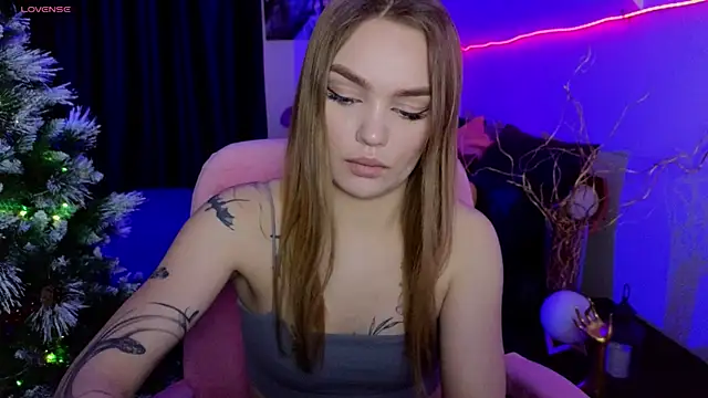 KitsyMoore online show from 20, 12, 2025