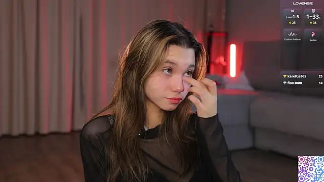 Snapshot of lovekissmes chatting on 30, 11, 2025 lovekissmes online show from 30, 11, 2025