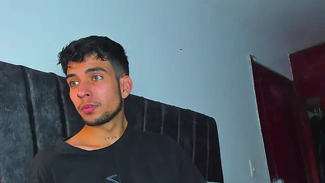 Snapshot of jei_coxs chatting on 15, 10, 2025 jei coxs online show from 15, 10, 2025