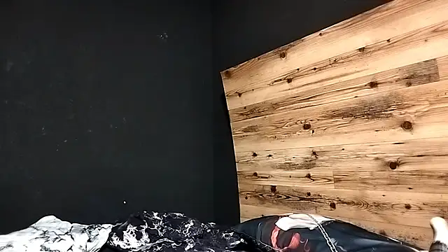 Snapshot of JenaeRadloff chatting on 10, 10, 2025 JenaeRadloff online show from 10, 10, 2025